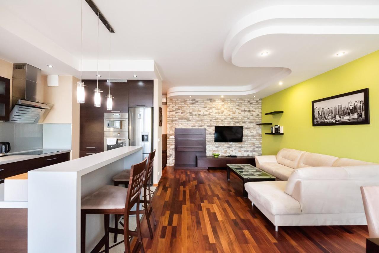 ורשה Wilanow Luxury Green Apartment מראה חיצוני תמונה