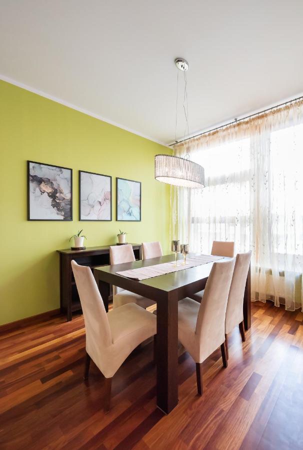 ורשה Wilanow Luxury Green Apartment מראה חיצוני תמונה